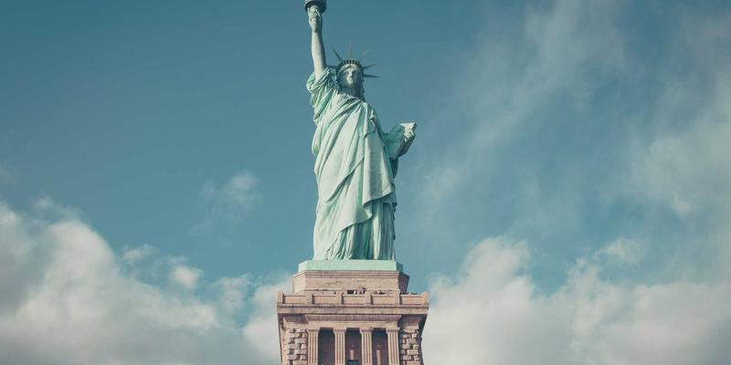 从韩竹子内容创作方法论,解码家居设计与蓝色主题的流量密码